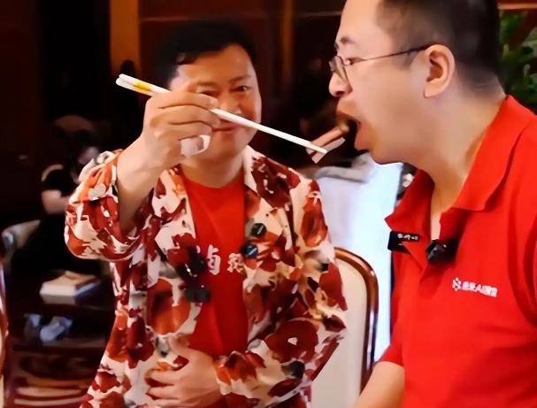 當周鴻祎盯上榮昌,你看不見的商機銳遠教你看懂!